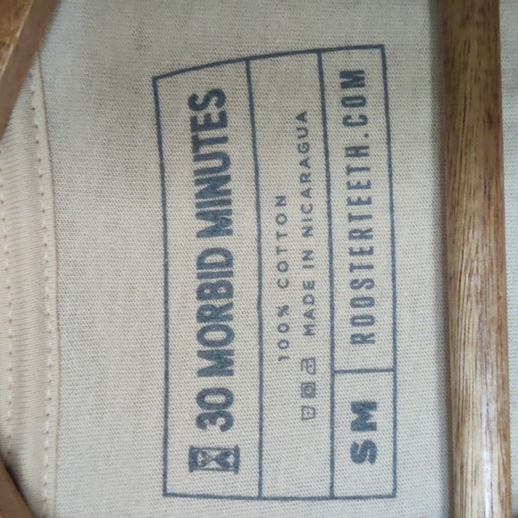 Spooky Gothic Altar T Shirt from 30 Morbid Minutes aka Rooster Teeth - Picture 4 of 5